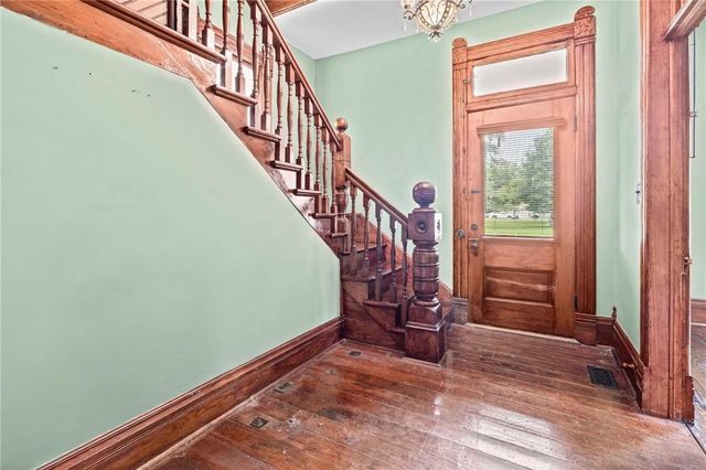 407 S 5th Street, Garden City, MO 64747