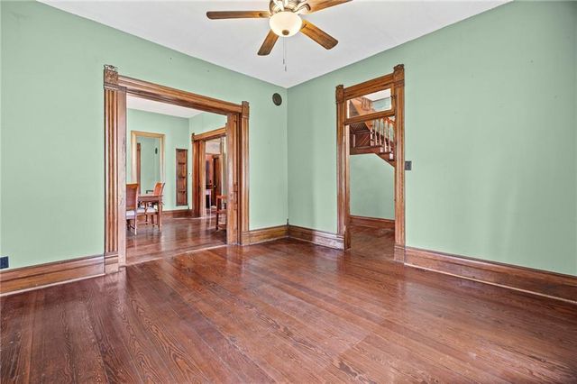 407 S 5th Street, Garden City, MO 64747
