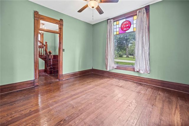 407 S 5th Street, Garden City, MO 64747