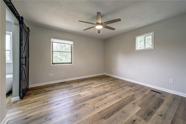 14788 Midway Drive, Excelsior Springs, MO 64024