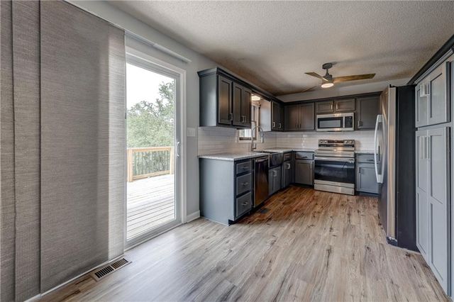 14788 Midway Drive, Excelsior Springs, MO 64024