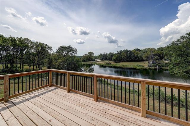 14788 Midway Drive, Excelsior Springs, MO 64024