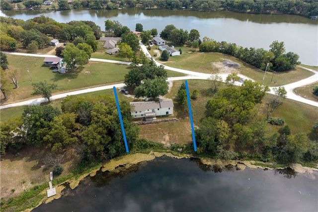 14788 Midway Drive, Excelsior Springs, MO 64024