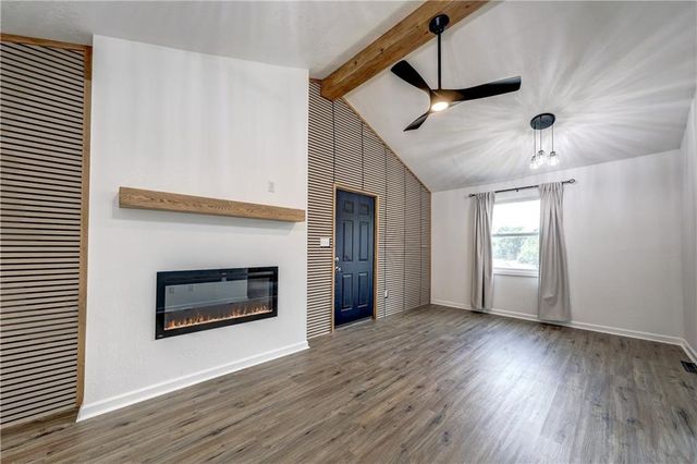 14788 Midway Drive, Excelsior Springs, MO 64024