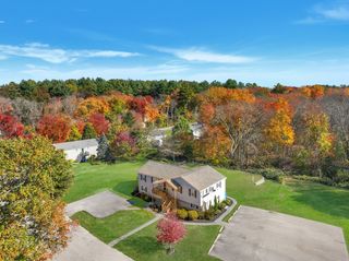 20 Hargrave Avenue, Holliston, MA 01746