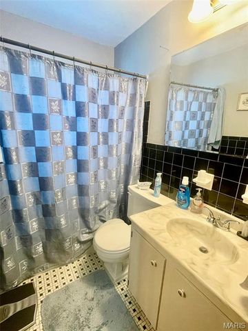 2138 Adams Street, Granite City, IL 62040