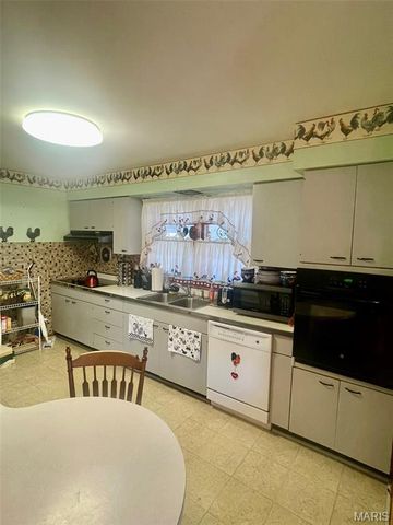 2138 Adams Street, Granite City, IL 62040