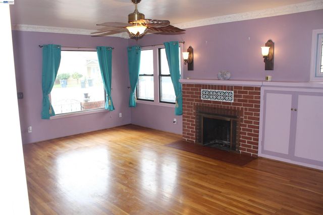 703 Palm Ave, Watsonville, CA 95076