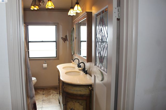 703 Palm Ave, Watsonville, CA 95076