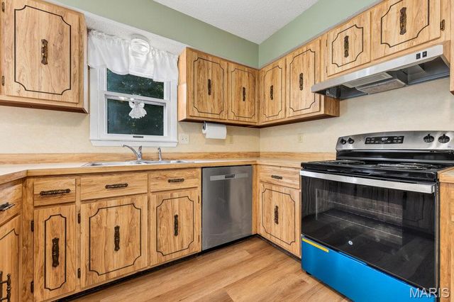 453 Michelle Drive, Washington, MO 63090