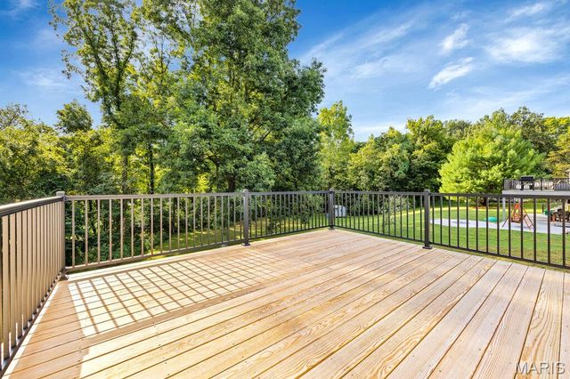 453 Michelle Drive, Washington, MO 63090