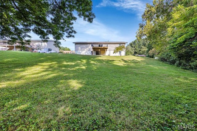 453 Michelle Drive, Washington, MO 63090