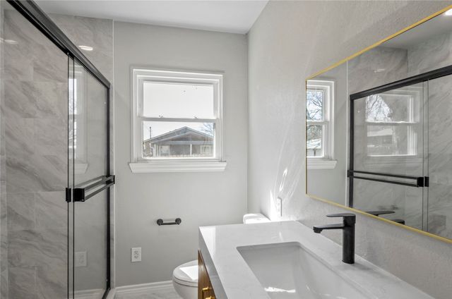 131 Long Street, Bowie, TX 76230