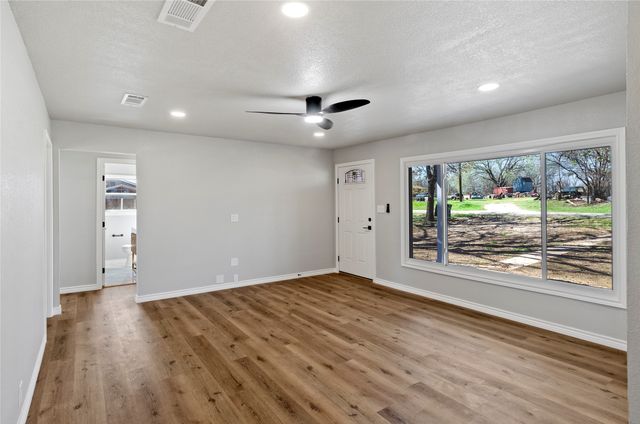 131 Long Street, Bowie, TX 76230