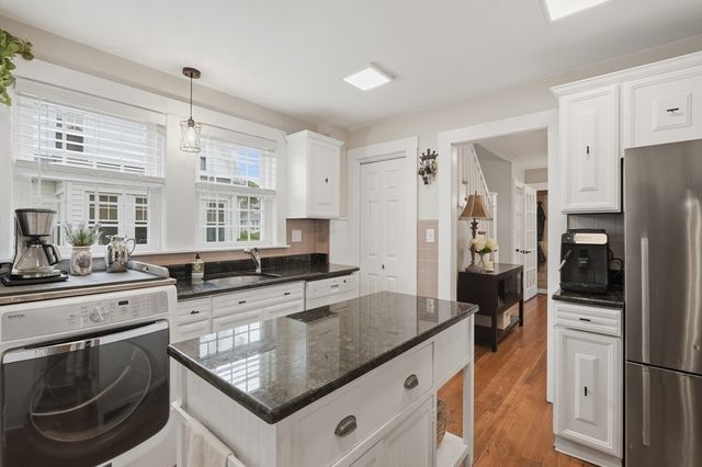 40 Shirley Street, Quincy, MA 02169