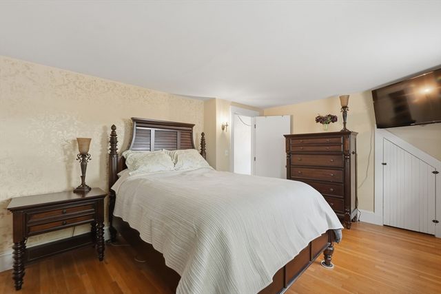 40 Shirley Street, Quincy, MA 02169