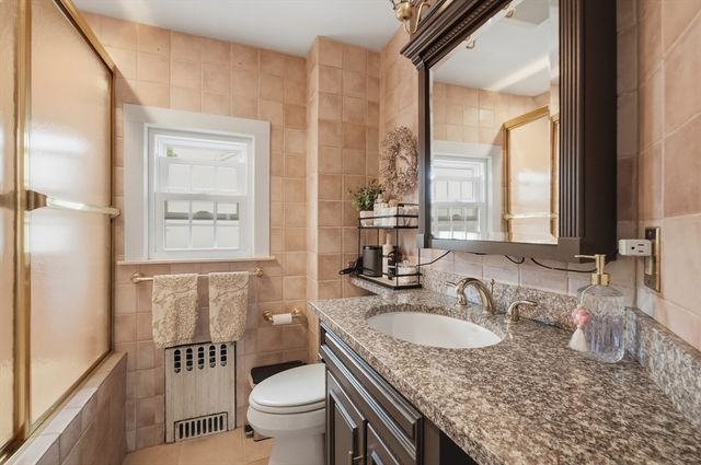 40 Shirley Street, Quincy, MA 02169