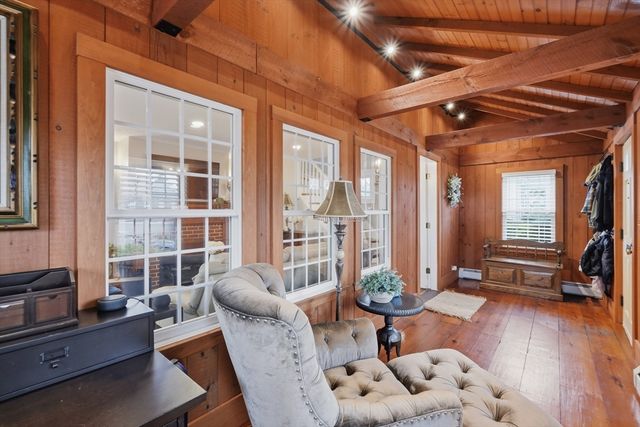 40 Shirley Street, Quincy, MA 02169