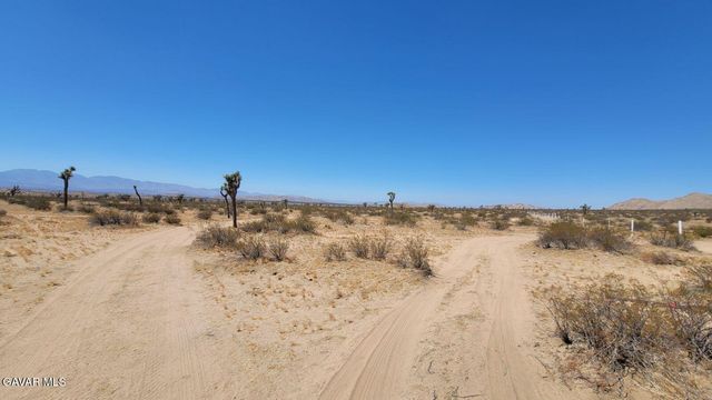 Ave L8 & 197th St E, Lancaster, CA 93535