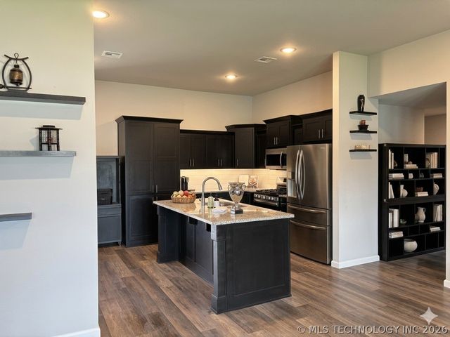 1407 E 150 Street S, Glenpool, OK 74033