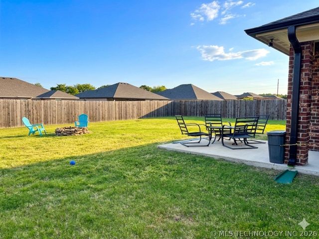 1407 E 150 Street S, Glenpool, OK 74033
