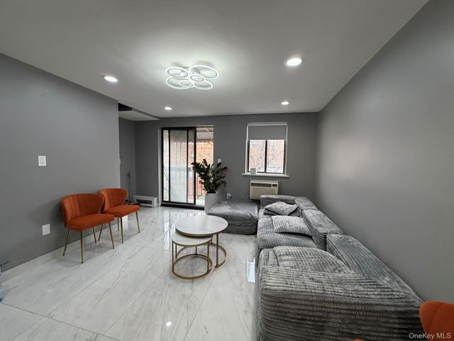 13218 Avery Avenue 4A, Flushing, NY 11355