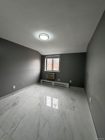 13218 Avery Avenue 4A, Flushing, NY 11355