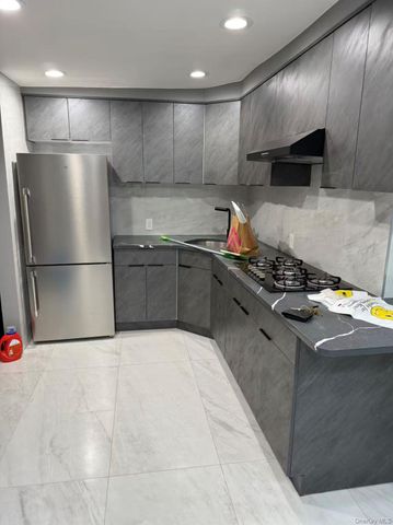 13218 Avery Avenue 4A, Flushing, NY 11355