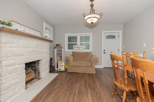 10000 Lockwood Lane, Newburgh, IN 47630