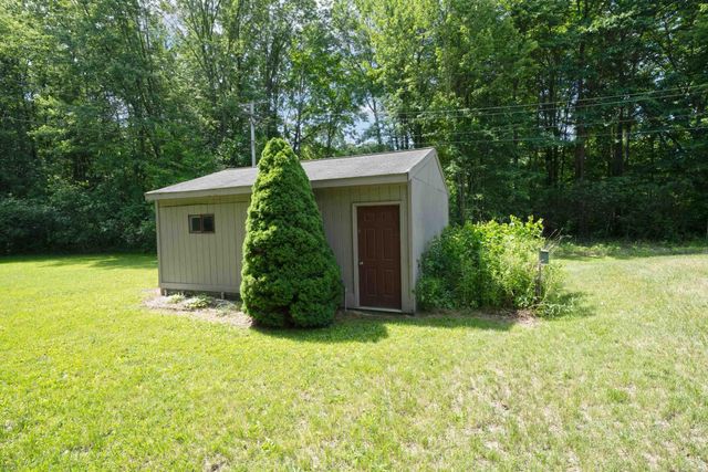 9145 Folkert Road, Algonac, MI 48001