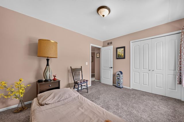 9145 Folkert Road, Algonac, MI 48001