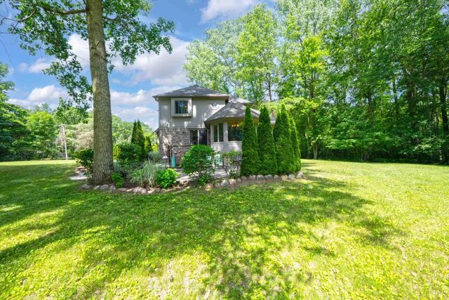 9145 Folkert Road, Algonac, MI 48001