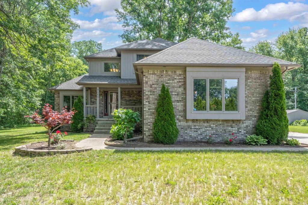 9145 Folkert Road, Algonac, MI 48001