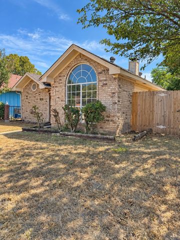 1026 Sanders Drive, Duncanville, TX 75137