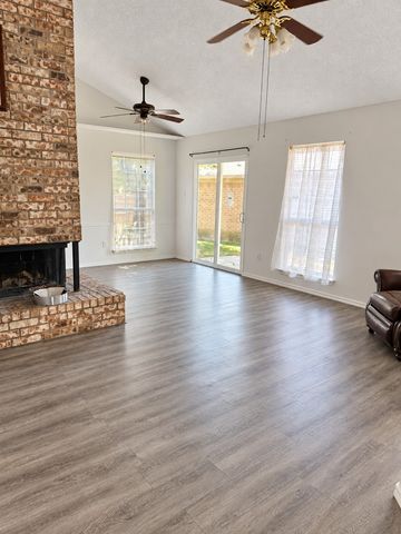 1026 Sanders Drive, Duncanville, TX 75137