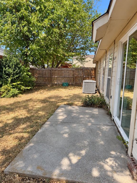 1026 Sanders Drive, Duncanville, TX 75137 — photo 5