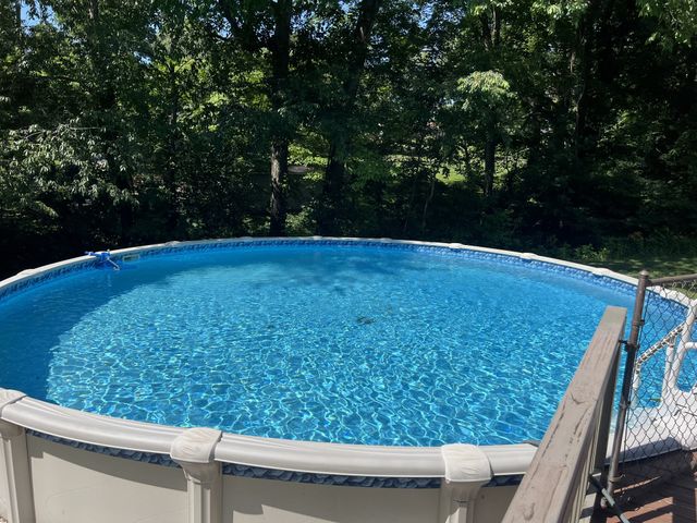 1420 Cantrell Dr, Cottontown, TN 37048