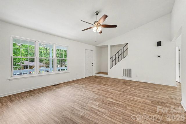 8129 Park Vista Circle, Charlotte, NC 28226