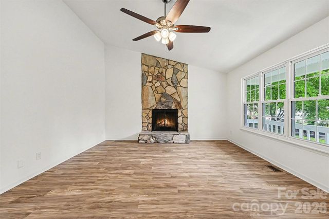 8129 Park Vista Circle, Charlotte, NC 28226