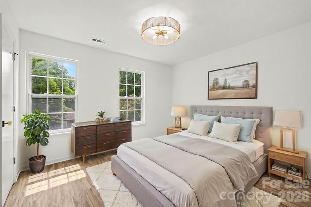 8129 Park Vista Circle, Charlotte, NC 28226