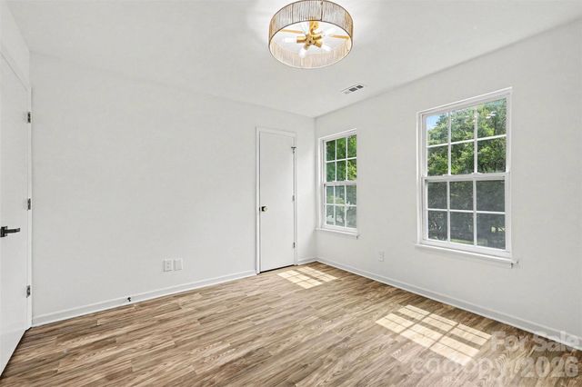 8129 Park Vista Circle, Charlotte, NC 28226