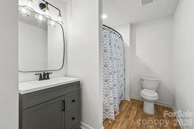8129 Park Vista Circle, Charlotte, NC 28226