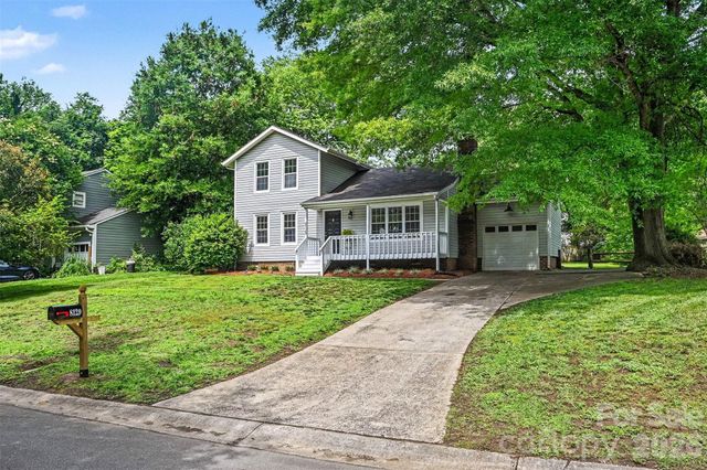 8129 Park Vista Circle, Charlotte, NC 28226