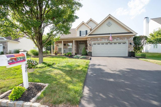 748 S SETTLERS CIR, Warrington, PA 18976