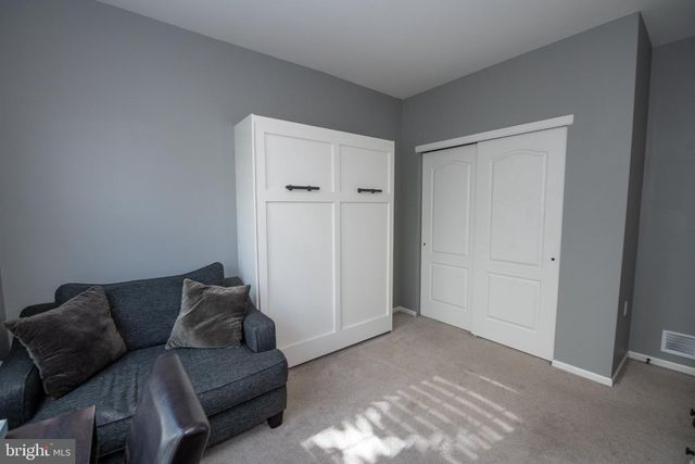 748 S SETTLERS CIR, Warrington, PA 18976