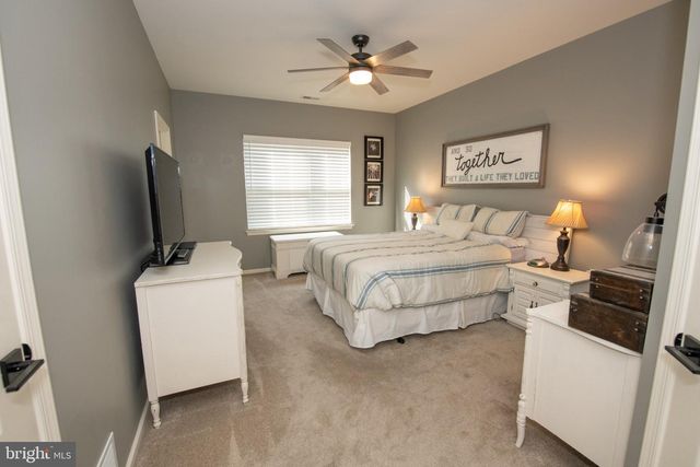 748 S SETTLERS CIR, Warrington, PA 18976