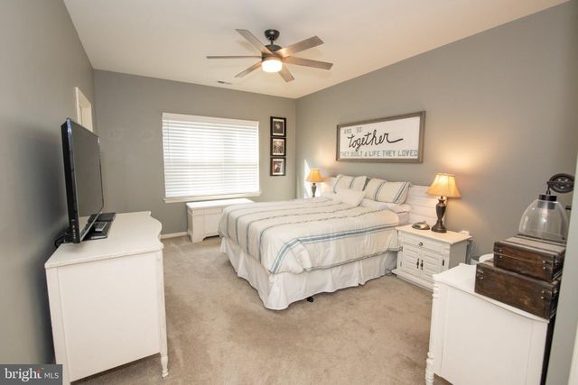 748 S SETTLERS CIR, Warrington, PA 18976