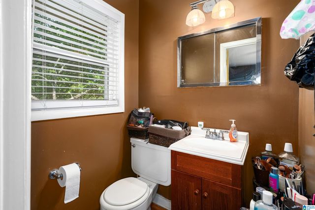 400 16TH COURT NW, Center Point, AL 35215