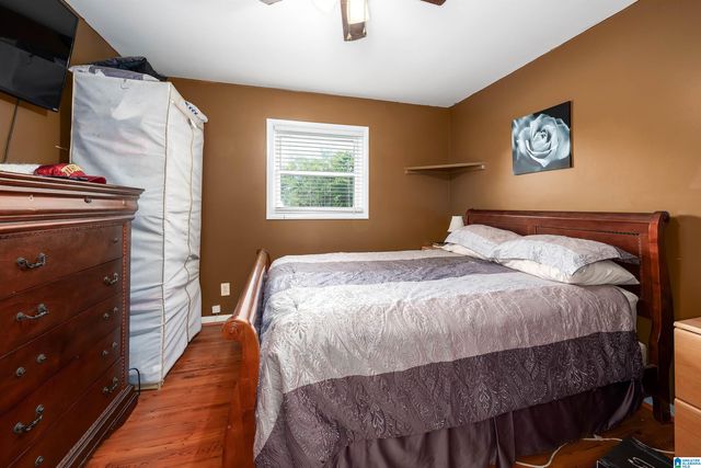 400 16TH COURT NW, Center Point, AL 35215