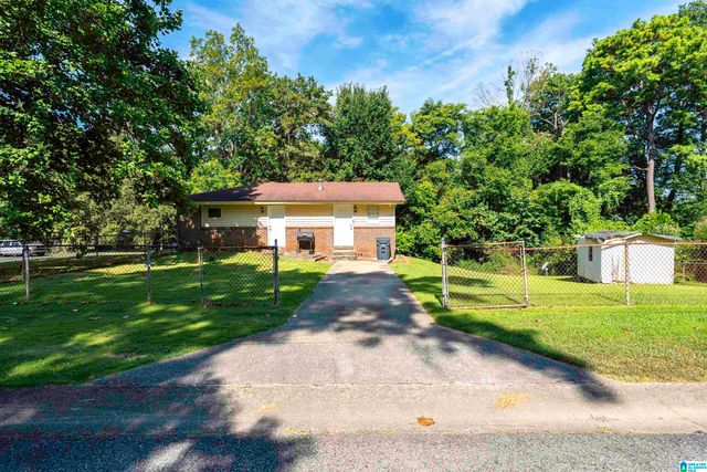 400 16TH COURT NW, Center Point, AL 35215